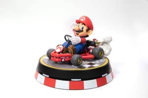 Mario Kart - Collector's Edition - First 4 Figures (2)