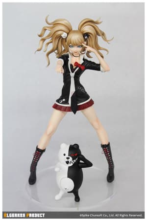 Junko Enoshima mit Monokuma - 1