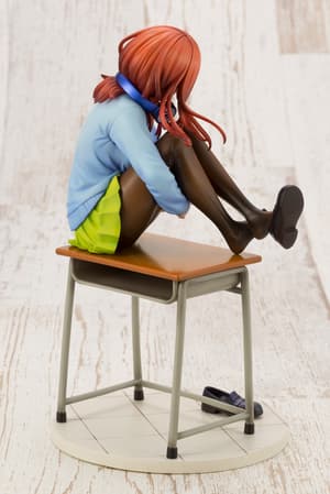 Miku Nakano – Limited Edition Figur mit Extra-Gesicht | The Quintessential Quintuplets - 2