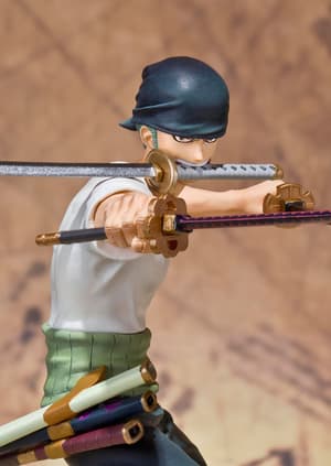 Figuarts ZERO - Lorenor Zorro Zoro - Battle Ver. - 2