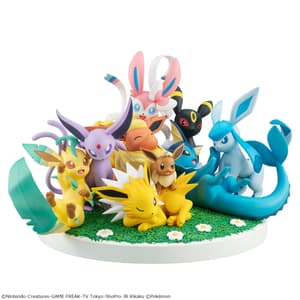 Evoli und Evolitionen - Megahouse G.E.M. EX - 2