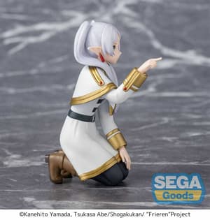Frieren - Poking Something -PM Perching - Sega - 1