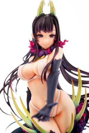 Chiyo 1/7 Scale Figure – The Elder Sister-Like One (Ques Q) - 6