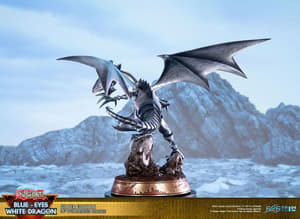 Blauäugiger Weißer Drache - Silberne Edition - First 4 Figures Yu-Gi-Oh! PVC Figur - 6