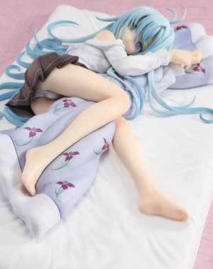 Erio Towa - Futon Hug Hug Version - 3