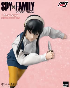 Yor Forger - Winter Costume - FigZero - Threezero (8)