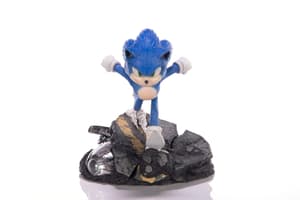 Sonic Standoff - First 4 Figures (2)