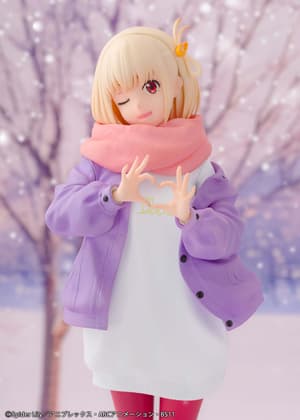 1/7 Scale Figure "Chisato Nishikigi Winter ver. " - 10