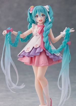 Hatsune Miku (Rapunzel Version) - Hatsune Miku Wonderland - Taito_f.jpg