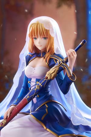 Altria Pendragon - Saber: Garden of Avalon 1/7 Scale Figure (Good Smile Company) - 10