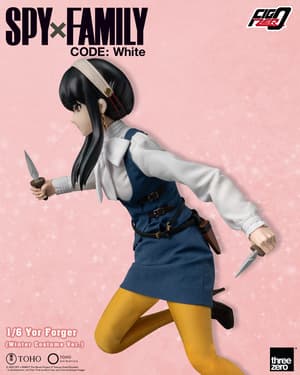 Yor Forger - Winter Costume - FigZero - Threezero (9)