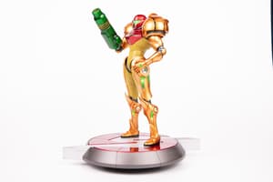 Samus - Varia Suit - Collector's Edition - First 4 Figures (2)