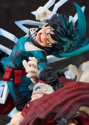 Izuku Midoriya vs. Stain - S-Fire Super Situation Figure - Takara Tomy (12).jpg