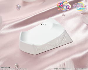 Eternal Moon Article - 1/1 Sailor Moon Proplica - Bandai Spirits (10)
