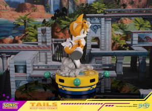 Tails - Modern Tails - First 4 Figures (13)