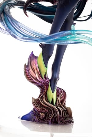 Chiyo 1/7 Scale Figure – The Elder Sister-Like One (Ques Q) - 8