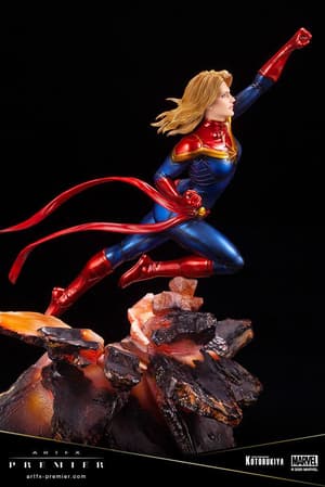 Captain Marvel - ARTFX Premier - Kotobukiya - 15