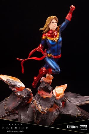 Captain Marvel - ARTFX Premier - Kotobukiya - 6