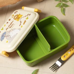 Mein Nachbar Totoro - Studio Ghibli - "Totoro & Catbus" - Lunch Box - Skater (1)