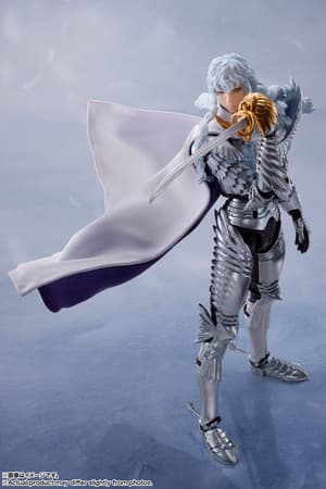 Griffith - Hawk of Light - S.H. Figuarts - Bandai Spirits (5)