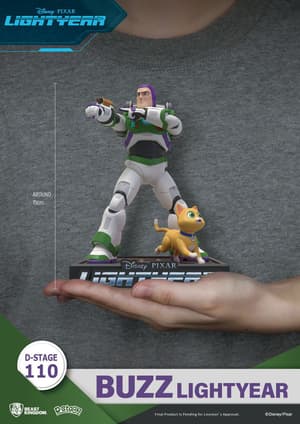 Buzz Lightyear - Lightyear D-Stage Diorama - Beast Kingdom Toys (6).jpg