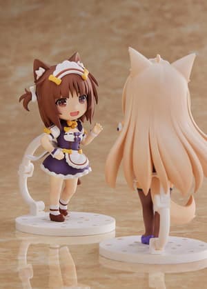 Azuki - Nekopara Mini Figure 100! - Plum (8).jpg