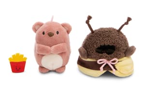 Bär Nomo - mymochi - Plüsch (mit Pommes und Bienenkostüm) (8 cm)  (1)