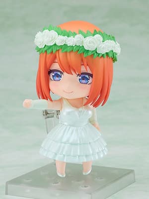 Nendoroid 2405 Yotsuba Nakano - Wedding Dress - 1