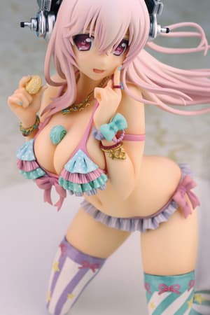 Super Sonico – Macaron Tower – Statue von Alphamax - 8