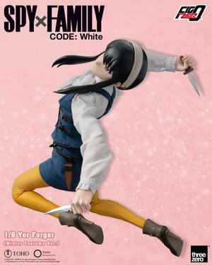Yor Forger - Winter Costume - FigZero - Threezero (11)