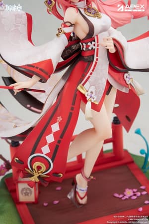 Genshin Impact PVC Statue 1/7 Yae Miko Astute Amusement Ver. (28 cm) – Apex - 35