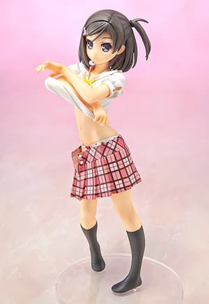 Tsukiko Tsutsukakushi beim Umziehen - 1
