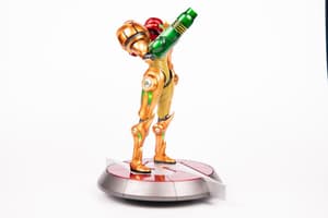 Samus - Varia Suit - Collector's Edition - First 4 Figures (7)