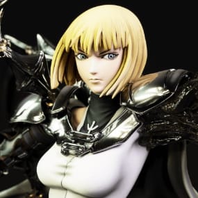 Clare vs Rigaldo - Claymore - Kitsune Statue