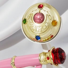 Sailor Moon 1/1 PROPLICA Set – Transformation Brooch & Disguise Pen (Tamashii Web Exclusive) - Profil