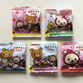 RILAKKUMA MUGI-CHOCO STRAWBERRY - 27g - Profil