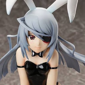 Laura Bodewig - 1/4 B-Style Bunny Bare Leg - FREEing - Profil