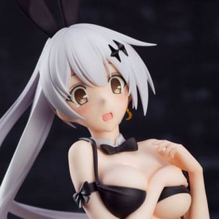 Five-seveN - Cruise Queen - Swimsuit Heavily Damaged - Phalaeno - Profil