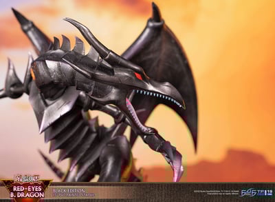 Rotäugiger schwarzer Drache - Schwarze Edition - First 4 Figures Yu-Gi-Oh! PVC Figur (26)