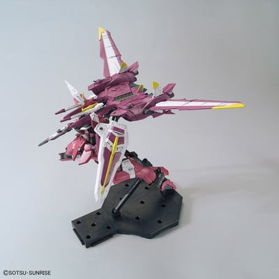 Justice Gundam - Mobile Suit Gundam SEED - MG 1/100 Modelkit - Bandai Spirits (1)