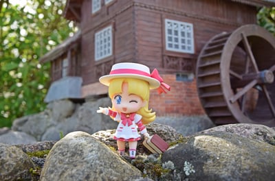 A little stop at the old mill during Nadja’s journey!  · Nendoroid 2459 Nadja Apllefield