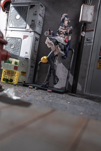 Statue Azur Lane Ulrich von Hutten – Mädchen Trümmer Ver. 1/6 (28 cm) - 9