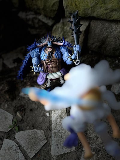 Kaido vs Luffy · Kaido - Man-Beast Form - S.H. Figuarts - Bandai Spirits