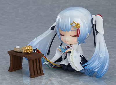 Nendoroid 850 Hatsune Miku Crane Priestess Ver. - Snow Miku 2018 - 6