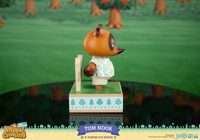 Tom Nook - First 4 Figures - 8