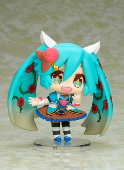 Hatsune Miku & Meiko - Piapro Minifigure Series REVE - Emontoys (2).jpg