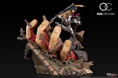 Mikasa vs. Amored Titan - Attack on Titan - Resin Diorama - Oniri Créations 3.jpg