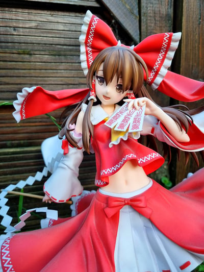 Reimu Hakurei 1/4 B-Style Figure by FREEing (Re-Release) – Touhou Project