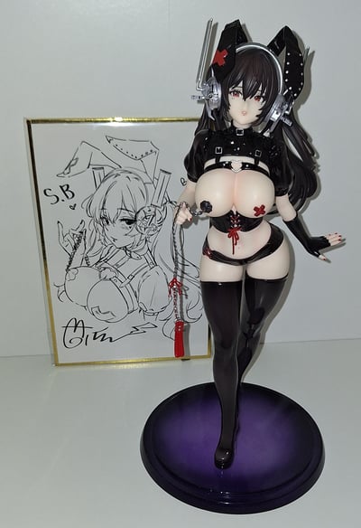 Space Bunny Uto (BBEEDOL) - Plum / Zero Creative