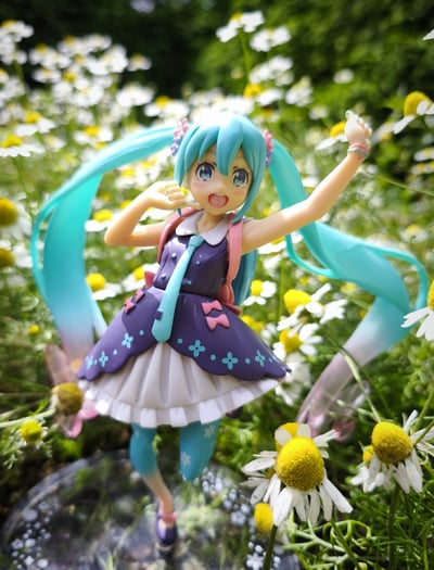 Kamillen 🍵🌼 · Hatsune Miku - Spring Version - Taito